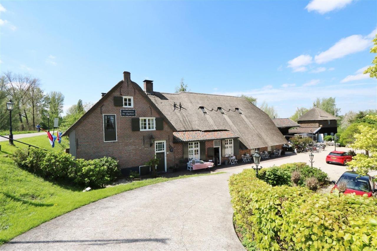 Herberg De Lingehoeve Oosterwijk Ngoại thất bức ảnh